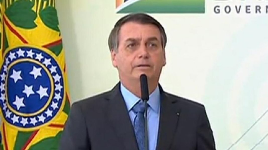 bolsonaro-pode-aceitar-ajuda-mas-exige-que-macron-retire-insultos-1