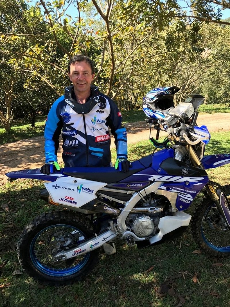 piloto-de-sao-ludgero-genoir-bruning-esta-no-maior-rally-das-americas-1