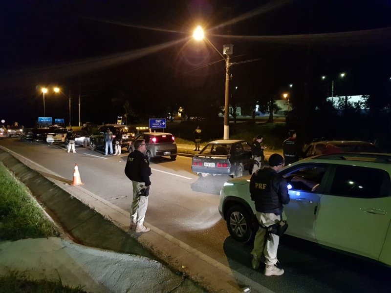 prf-flagra-371-motoristas-embriagados-neste-fim-de-semana-em-sc-1