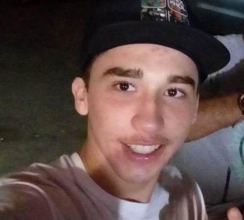 familia-e-amigos-pedem-corrente-de-oracao-por-ivonei-matos-de-19-anos-1