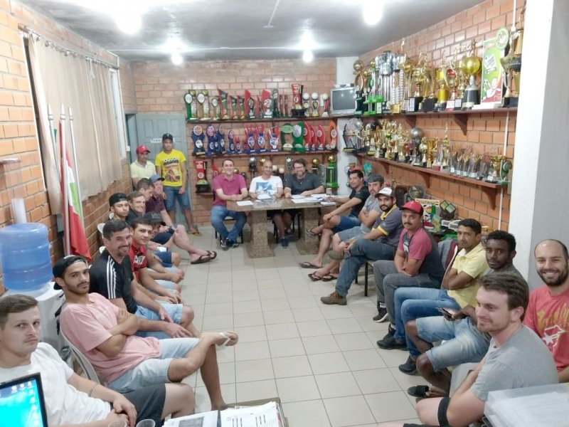 futebol-suico-dois-campeonatos-terao-inicio-este-mes-em-sao-ludgero-1 CME de São Ludgero/Divulgação/Notisul