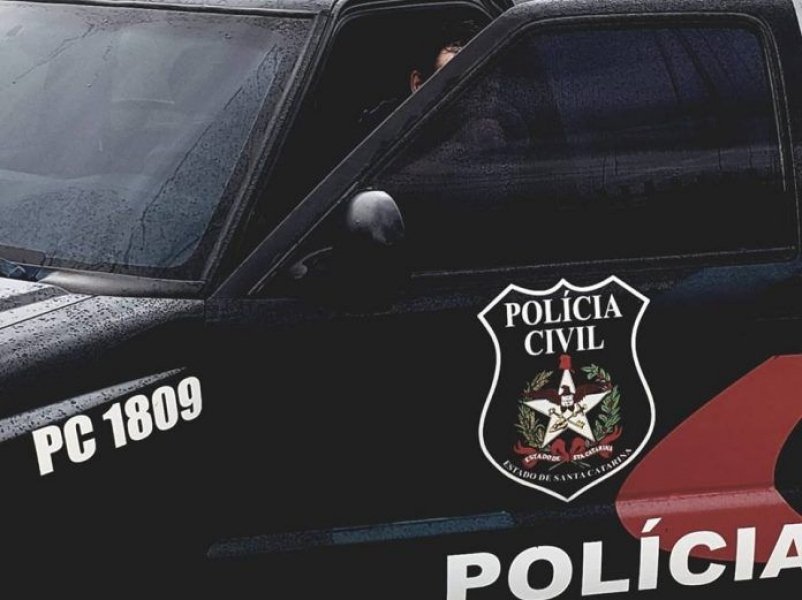 operacao-que-mira-organizacao-criminosa-cumpre-mandado-em-laguna-1