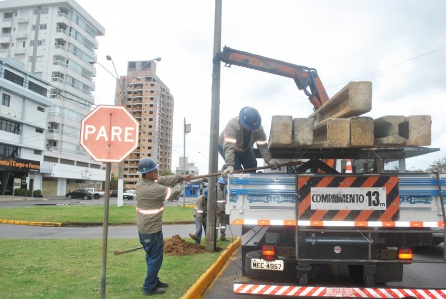 preparativos-para-natal-em-tubarao-comecam-a-ser-executados-1