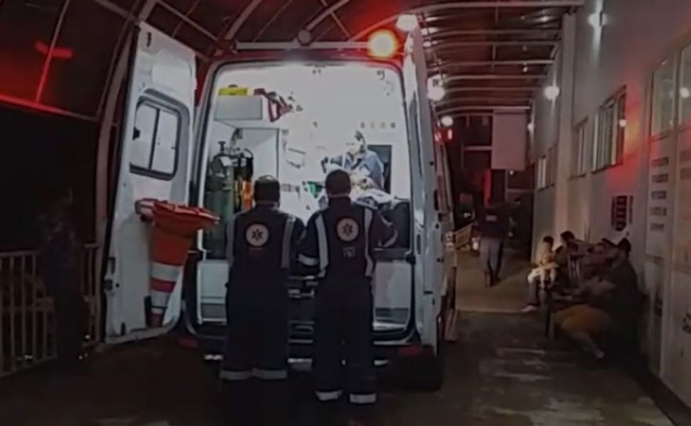 bebe-e-levado-ao-hospital-em-estado-grave-apos-consumir-crack-deixado-no-chao-pelo-pai-1