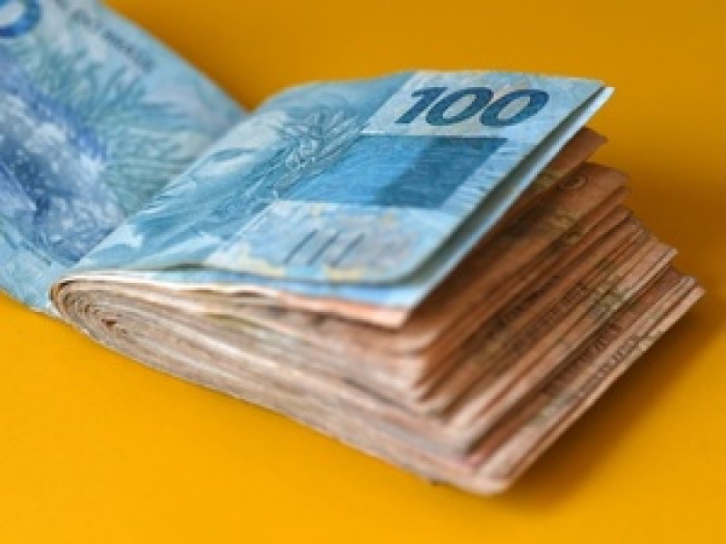 congresso-aprova-minimo-de-r-1-040-em-2020-mas-valor-deve-ser-menor-1