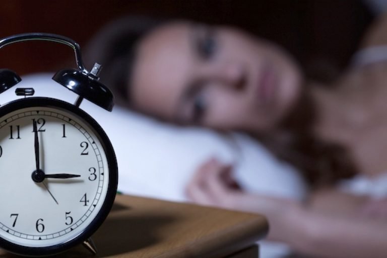 Hábitos que favorecem ou evitam a insônia