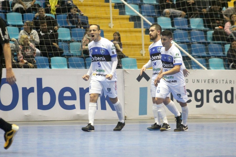 liga-nacional-tubarao-futsal-enfrenta-jaragua-no-proximo-dia-10-1