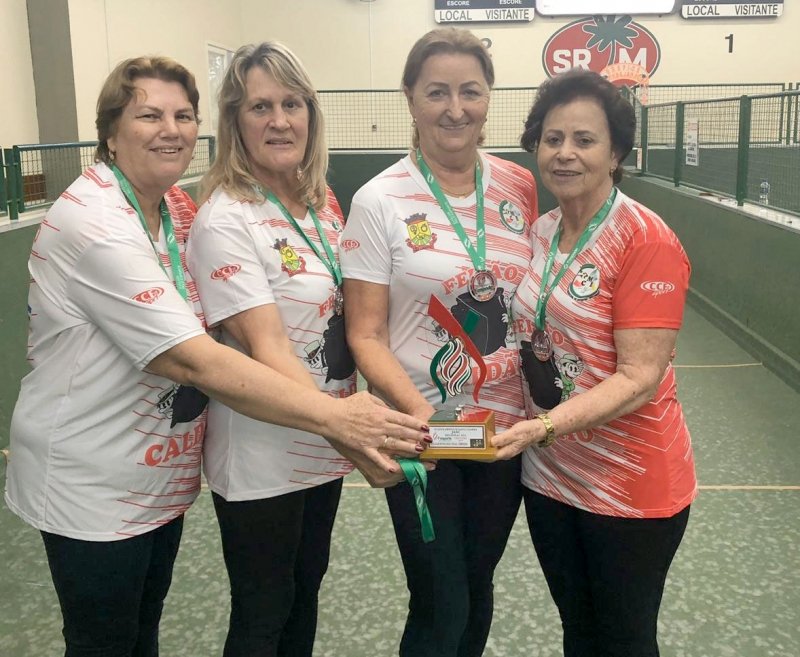 meninas-da-bocha-de-sao-ludgero-vao-disputar-fase-estadual-dos-jogos-abertos-de-santa-catarina-1 CME de São Ludgero/Divulgação/Notisul