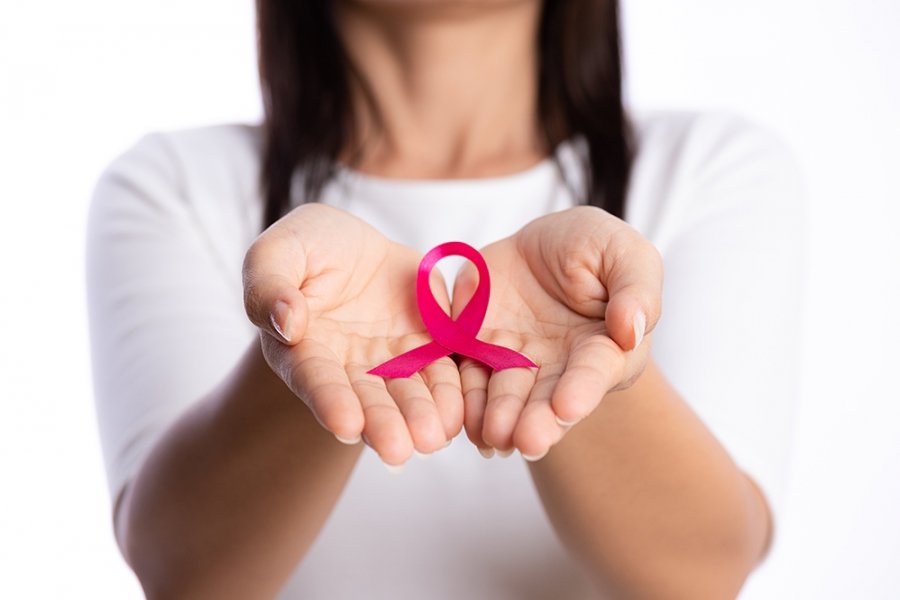 outubro-rosa-em-2019-597-mil-casos-de-cancer-de-mama-devem-ser-descobertos-1