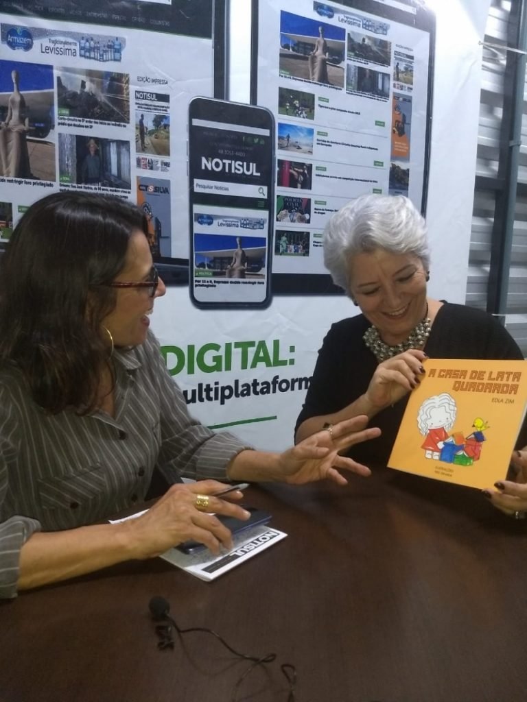 Palestrante Edla Zim lança o primeiro livro nesta quinta-feira (16) em Tubarão