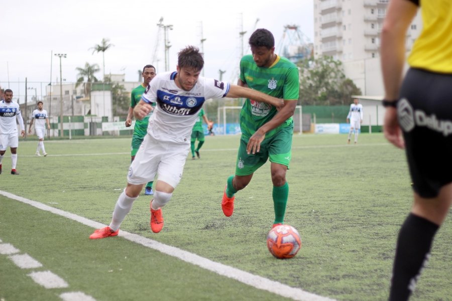 peixe-recebe-o-figueirense-na-vila-0 Leonardo Hübbe/CA Tubarão/Divulgação/notisul