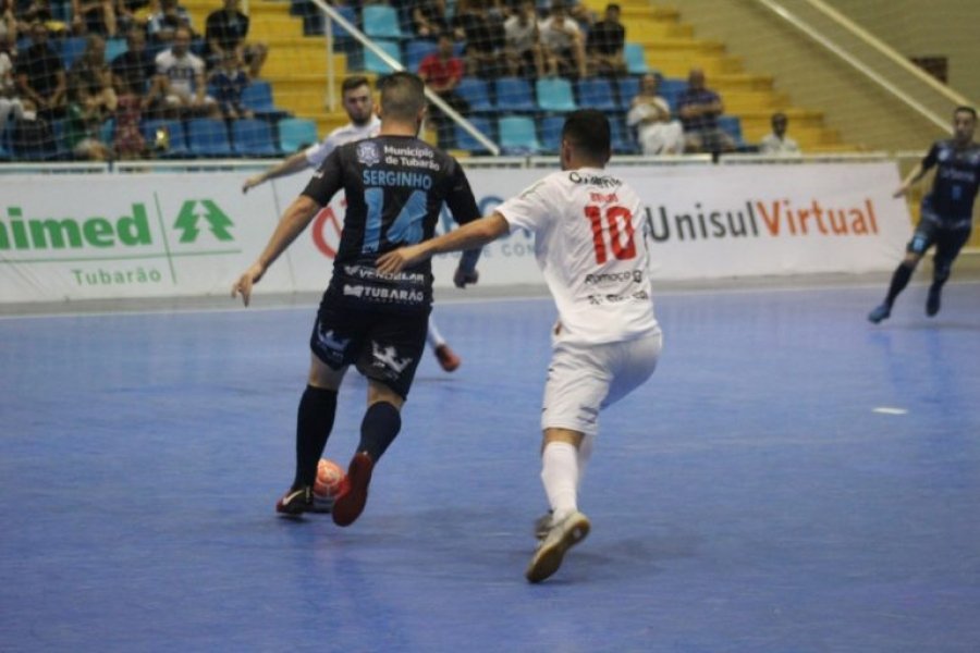 tubarao-futsal-busca-vaga-inedita-nas-semifinais-da-liga-0