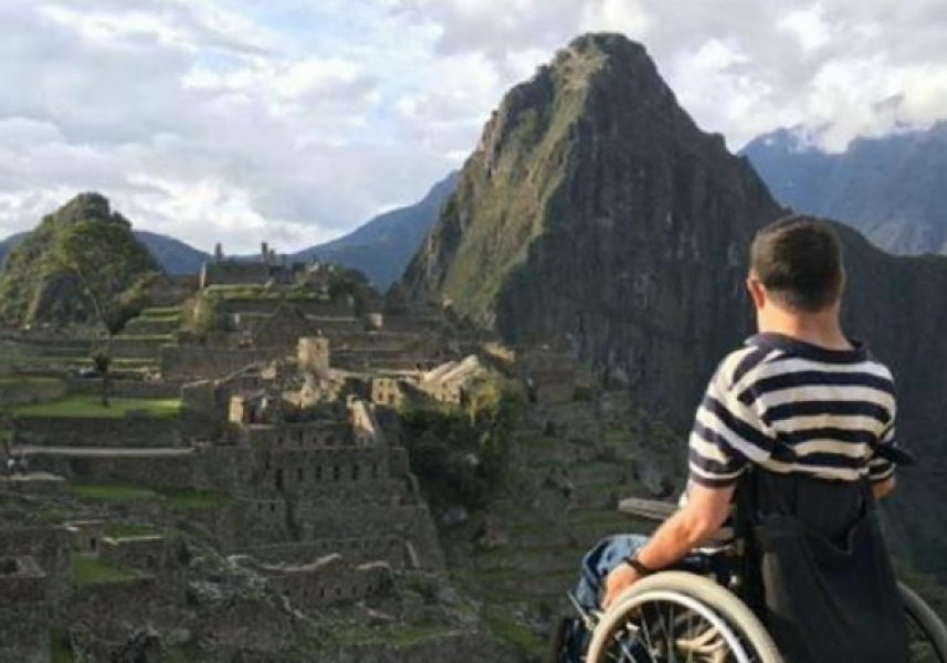 amigo-carrega-cadeirante-por-6-horas-pra-conhecer-machu-picchu-1