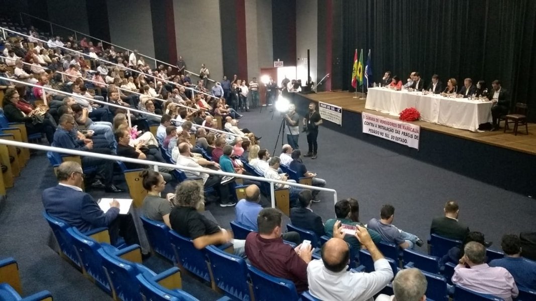 audiencia-sobre-instalacao-dos-postos-de-pedagio-no-sul-de-sc-e-promovida-em-tubarao-1