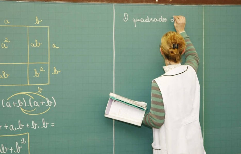 dois-em-cada-tres-professores-brasileiros-ja-pediram-afastamento-por-motivo-de-saude-1
