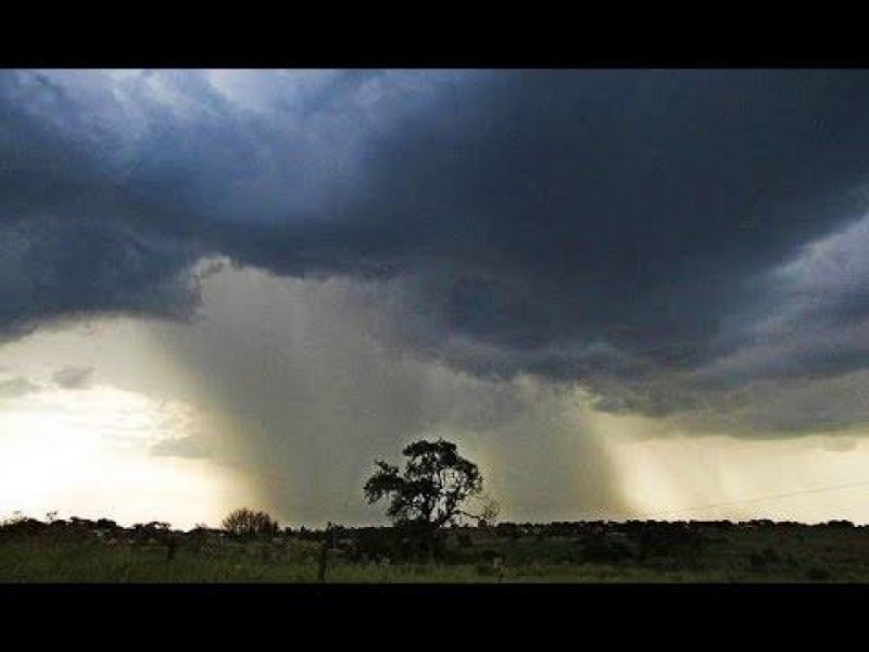 domingo-tem-chance-de-chuva-e-trovoada-isolada-no-litoral-sul-1