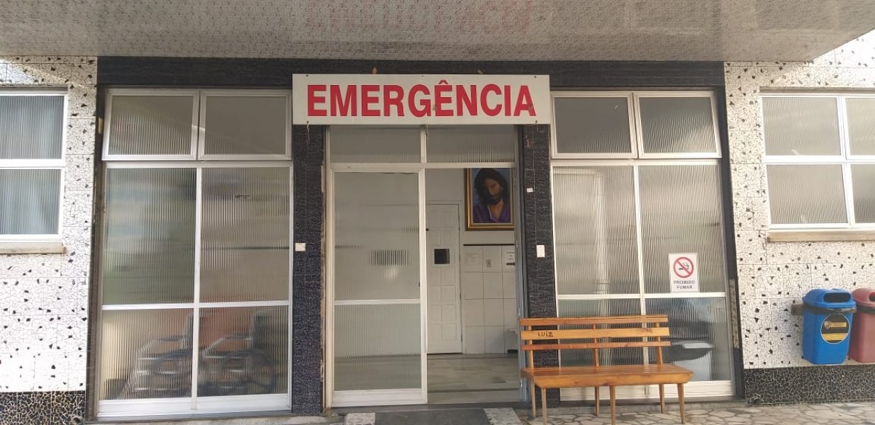 funcionarios-do-hospital-de-laguna-voltam-a-reclamar-de-salarios-atrasados-1