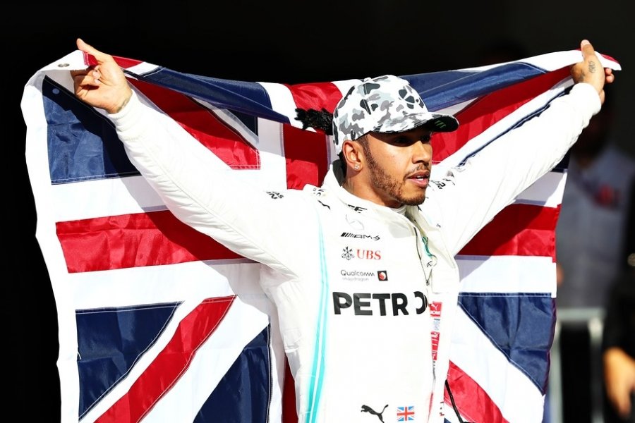 lewis-hamilton-e-hexacampeao-mundial-de-formula-1-1