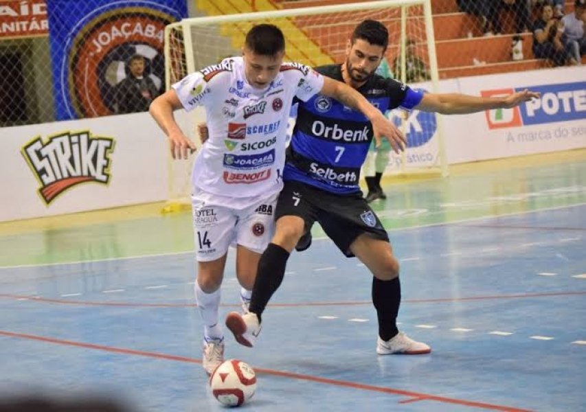 tubarao-futsal-segue-a-disputa-pelo-bi-estadual-1