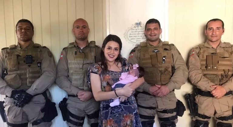 VÍDEO: Policiais Militares escoltam veículo de mulher que estava em trabalho de parto em Tubarão