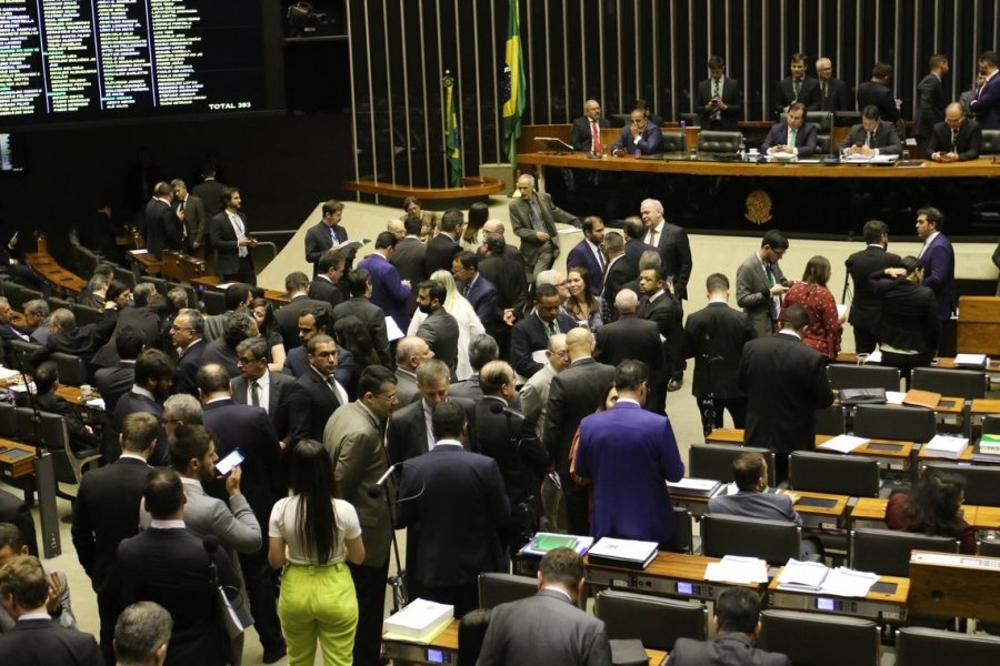 camara-aprova-pacote-anticrime-texto-vai-ao-senado-1
