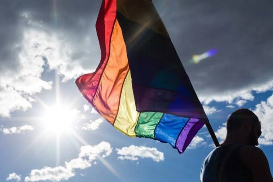 homem-invade-bar-lgbt-e-agride-clientes-e-viado-e-vai-morrer-1