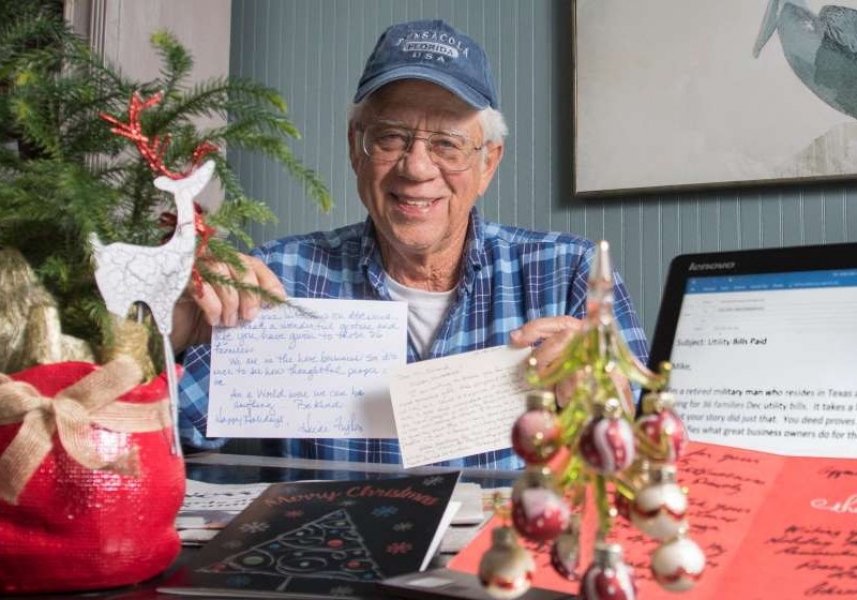 homem-que-pagou-contas-atrasadas-de-familias-no-natal-inspira-acoes-no-mundo-0