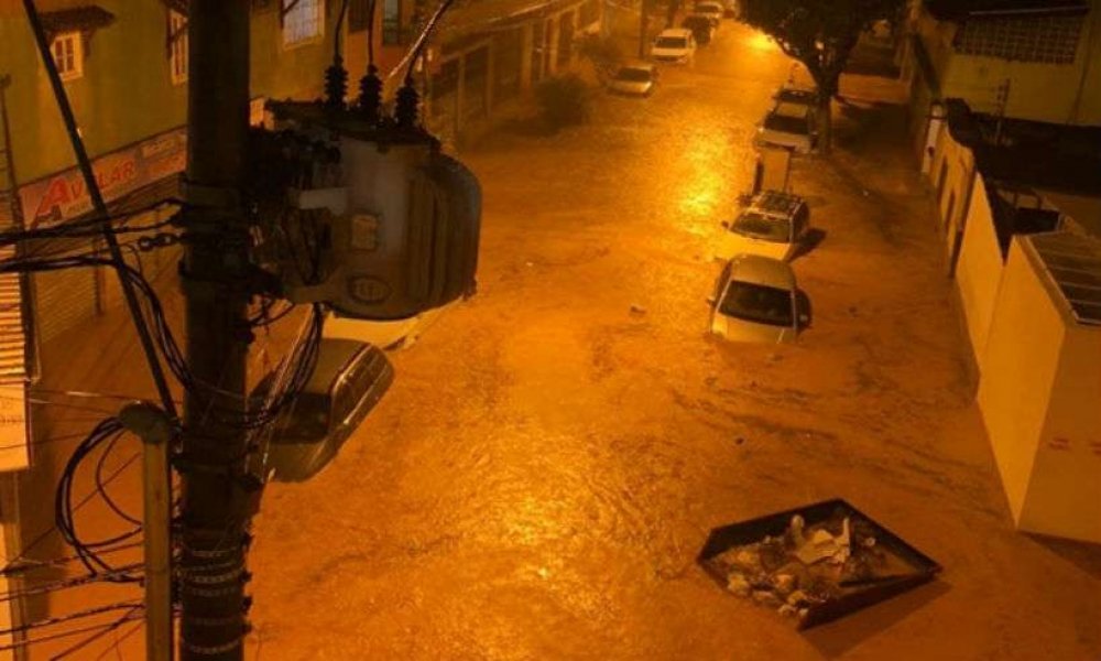 mulher-morre-ao-ser-arrastada-por-enxurrada-durante-temporal-1