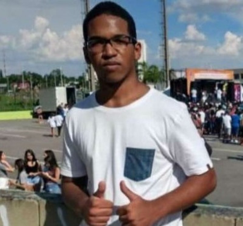 adolescente-e-ferido-por-animal-marinho-em-praia-de-sp-e-morre-apos-34-dias-internado-1