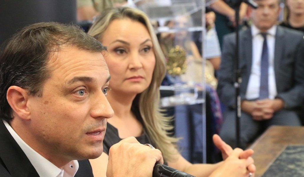 aumento-salarial-de-procuradores-pode-gerar-impeachment-de-moises-e-daniela-0