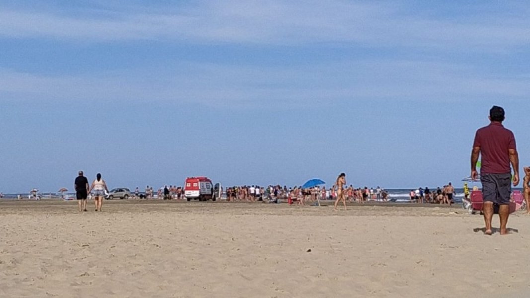 bombeiros-procuram-por-vitima-de-afogamento-em-balneario-rincao-1
