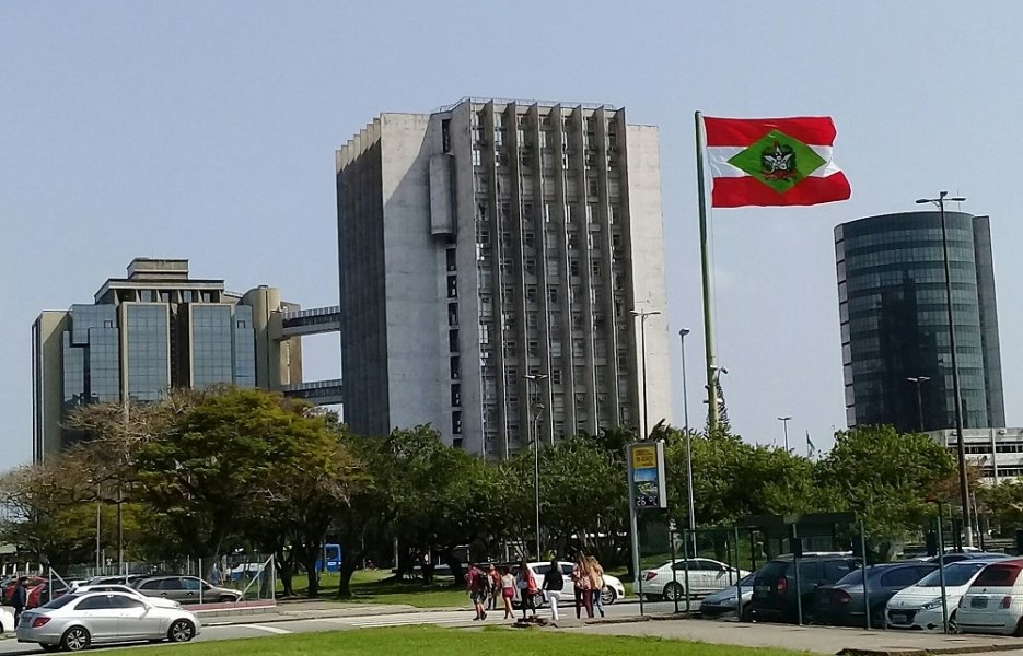 camara-criminal-confirma-pena-de-um-ano-de-reclusao-para-diretora-que-negou-matricula-a-aluno-com-deficiencia-1