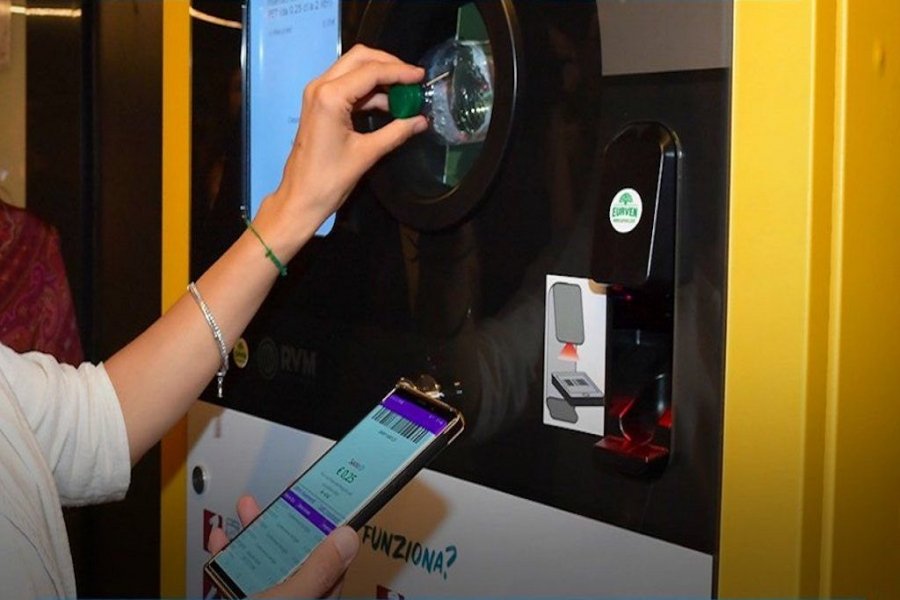 em-roma-transporte-publico-aceita-garrafas-de-plastico-em-troca-de-passagens-1