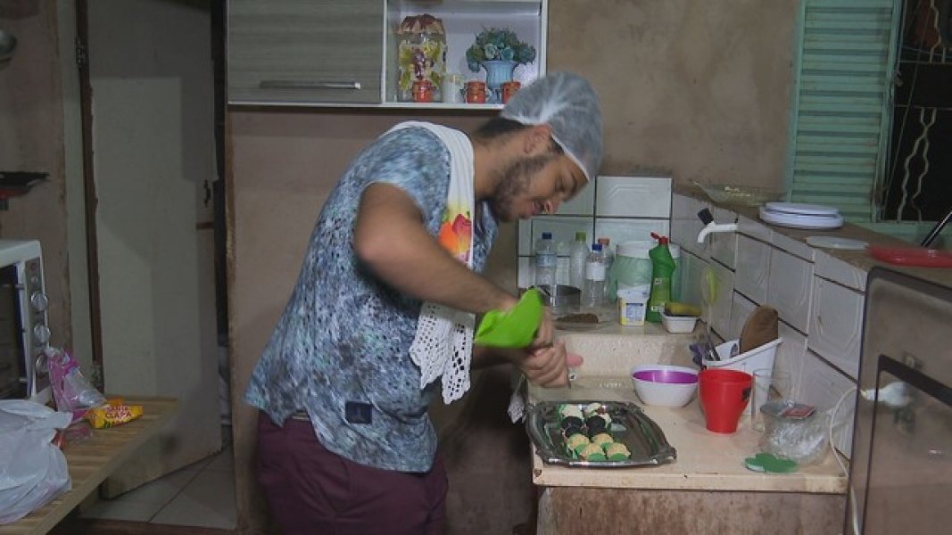 estudante-que-vendia-brigadeiro-para-pagar-cursinho-e-aprovado-em-medicina-na-unb-1