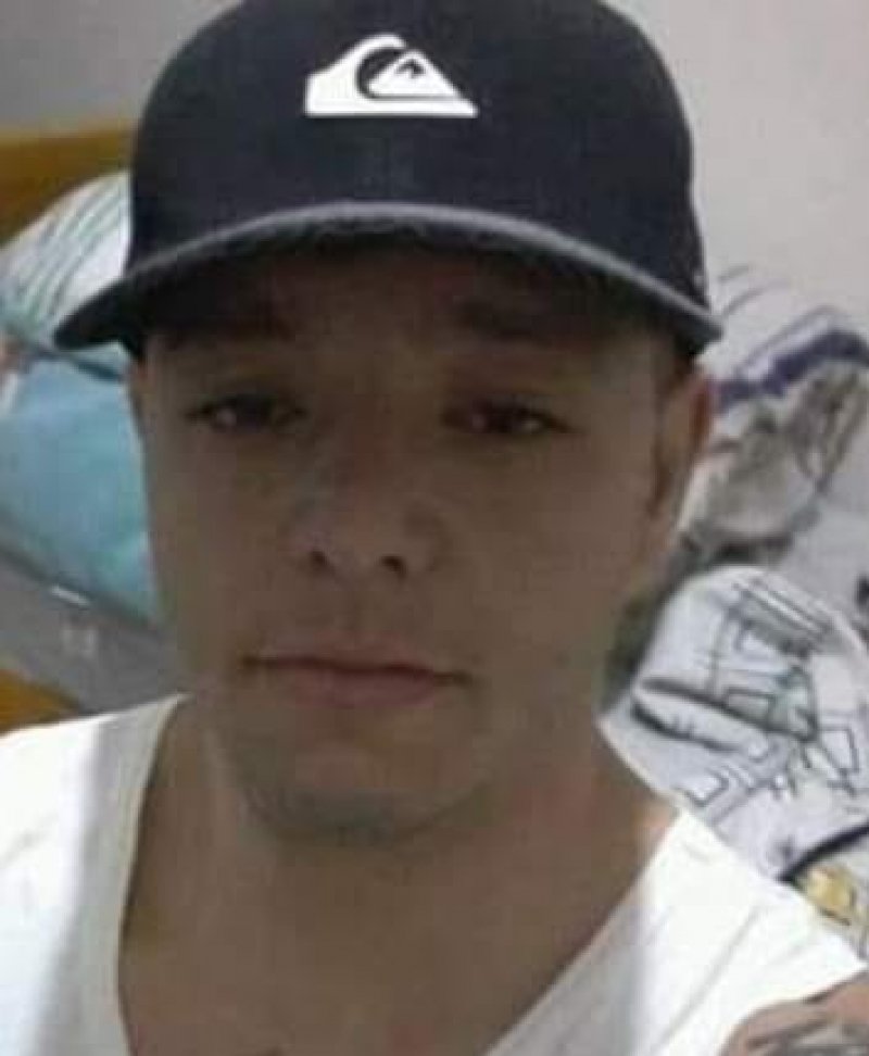 familia-identifica-corpo-de-jovem-encontrado-na-beira-da-praia-em-balneario-gaivota-1