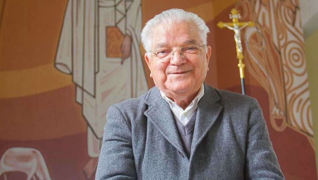 morre-padre-angelo-galato-aos-84-anos-1