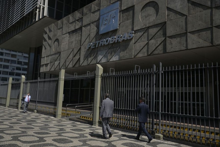 petrobras-reduz-preco-da-gasolina-e-diesel-nas-refinarias-1