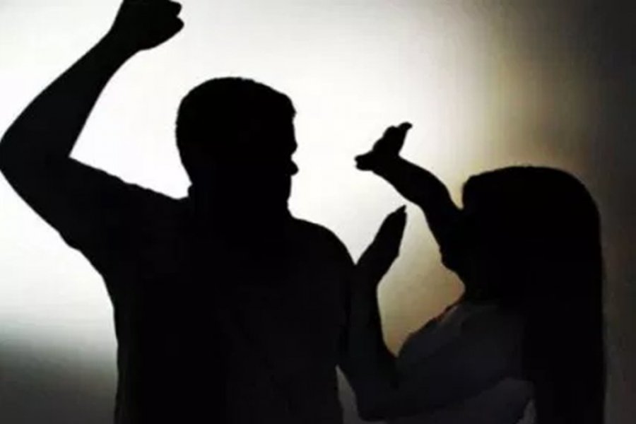 tubarao-marido-usa-pedaco-de-madeira-para-ameacar-esposa-de-morte-1