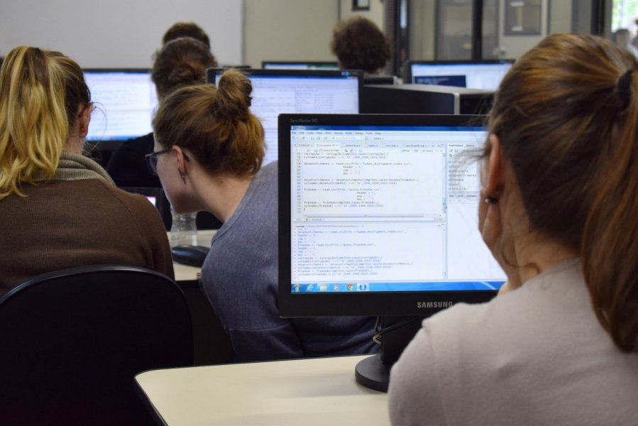 udesc-segue-com-vagas-abertas-para-cursos-a-distancia-em-laguna-1