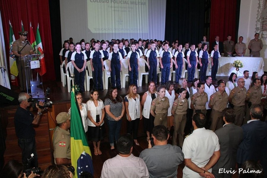 aula-inaugural-do-colegio-militar-atrai-bom-publico-ao-cine-mussi-1