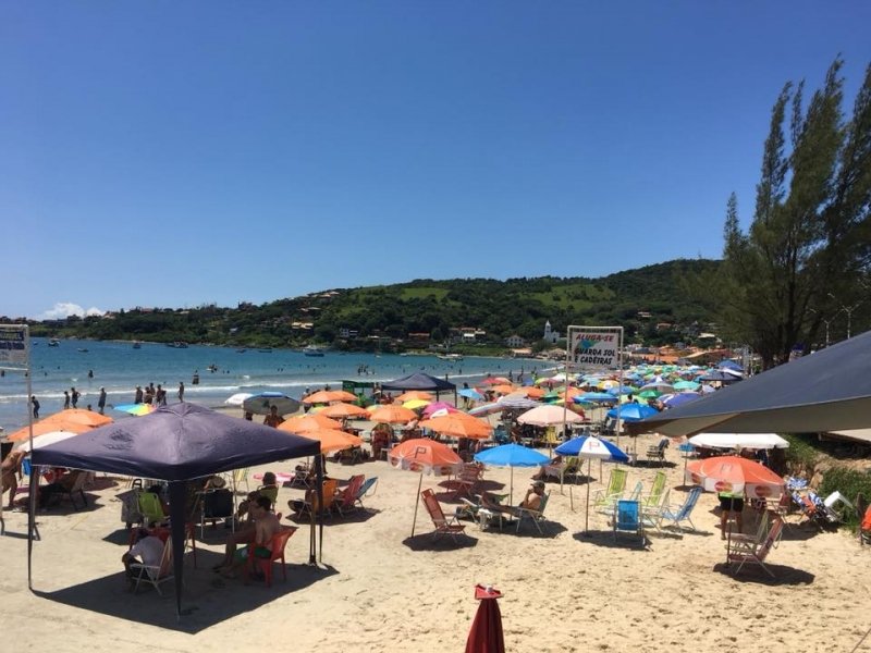 balneabilidade-praia-de-garopaba-continua-com-1-ponto-improprio-para-banho-1