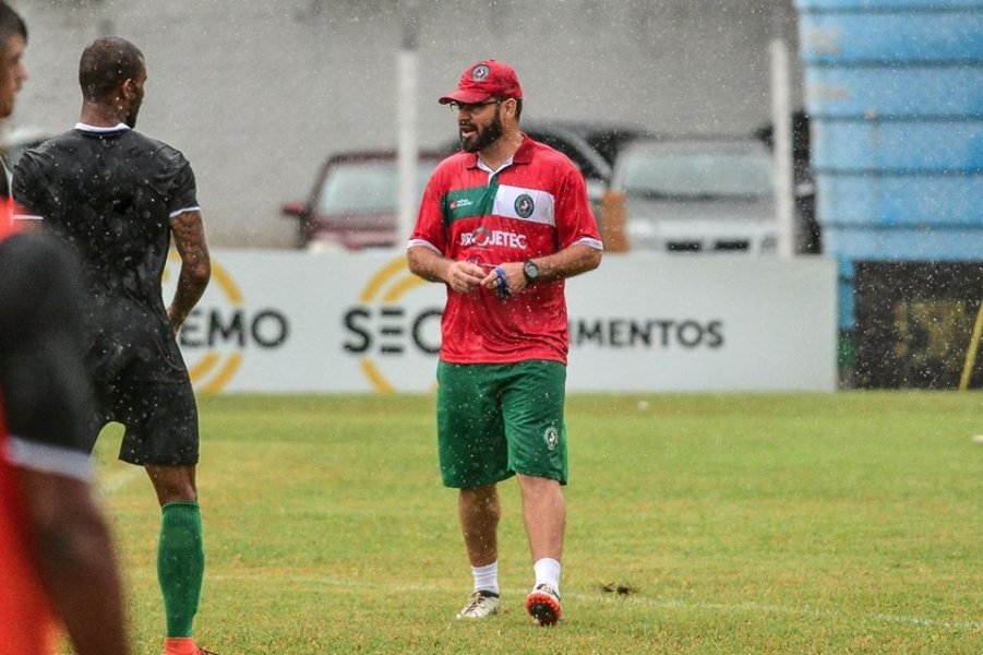 cai-primeiro-tecnico-do-estadual-emerson-cris-e-o-novo-treinador-do-concordia-1