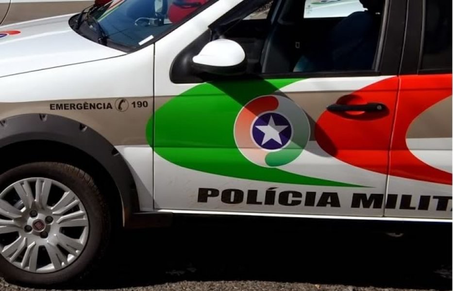 em-criciuma-policia-procura-dupla-que-praticou-assalto-em-mercado-1
