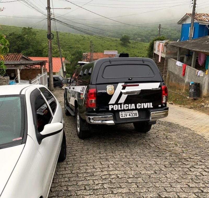 em-orleans-operacao-recidiva-resulta-em-prisoes-e-apreensoes-de-drogas-1