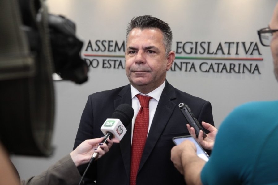 frente-parlamentar-busca-nova-opcao-para-disponibilizar-gnl-em-santa-catarina-1
