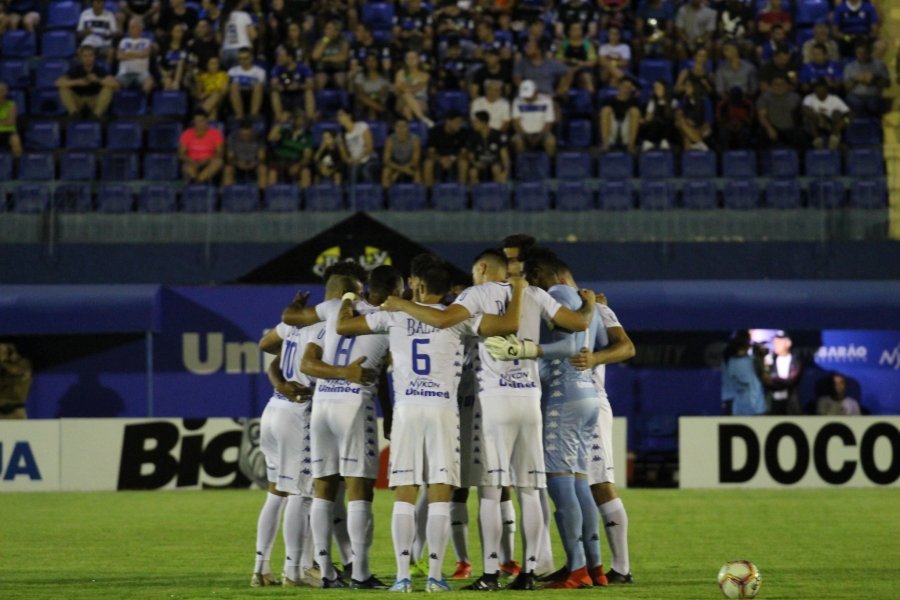 jogador-do-peixe-fala-sobre-primeira-vitoria-e-projeta-confronto-diante-do-brusque-1