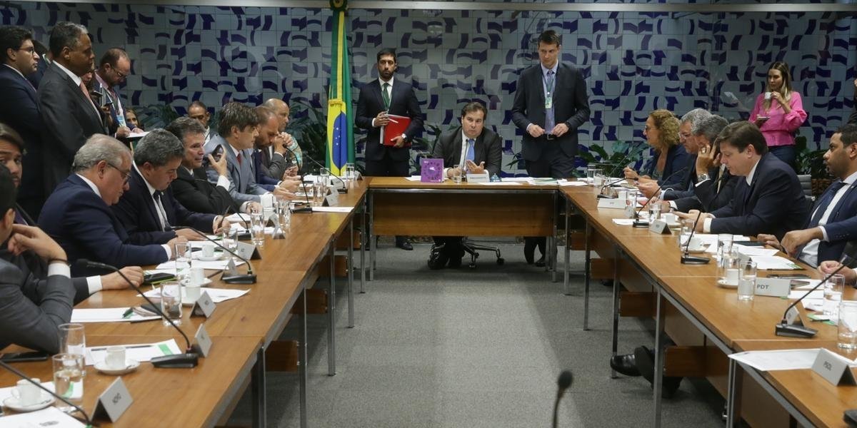 lideres-marcam-reuniao-para-articular-resposta-a-video-disparado-por-bolsonaro-1