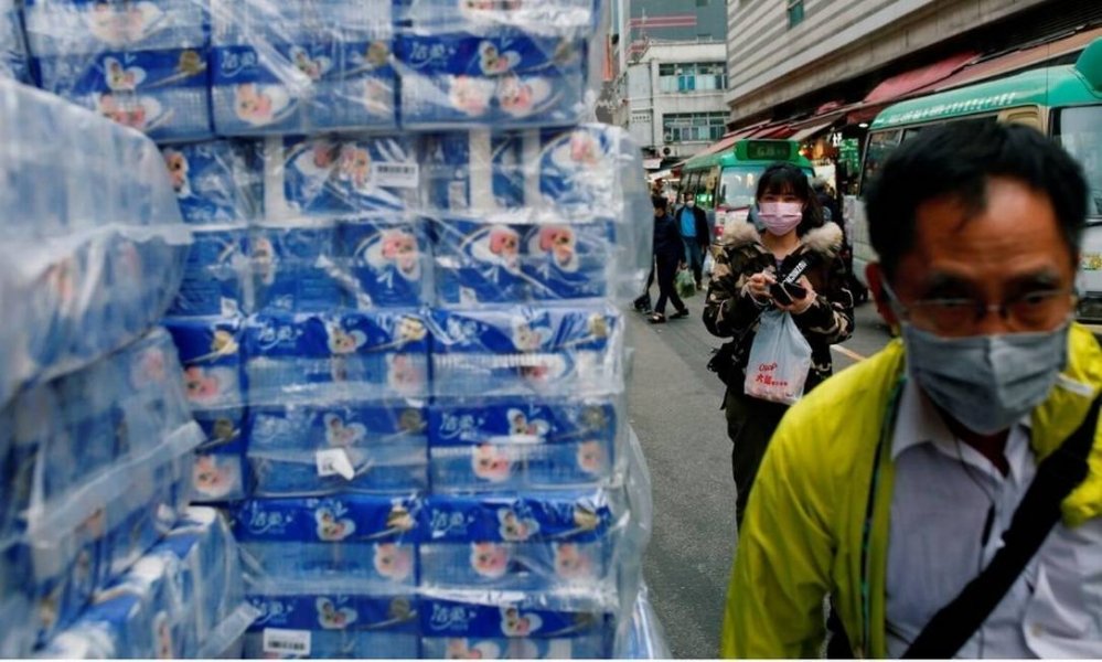 medo-de-escassez-leva-a-roubo-de-papel-higienico-em-hong-kong-1
