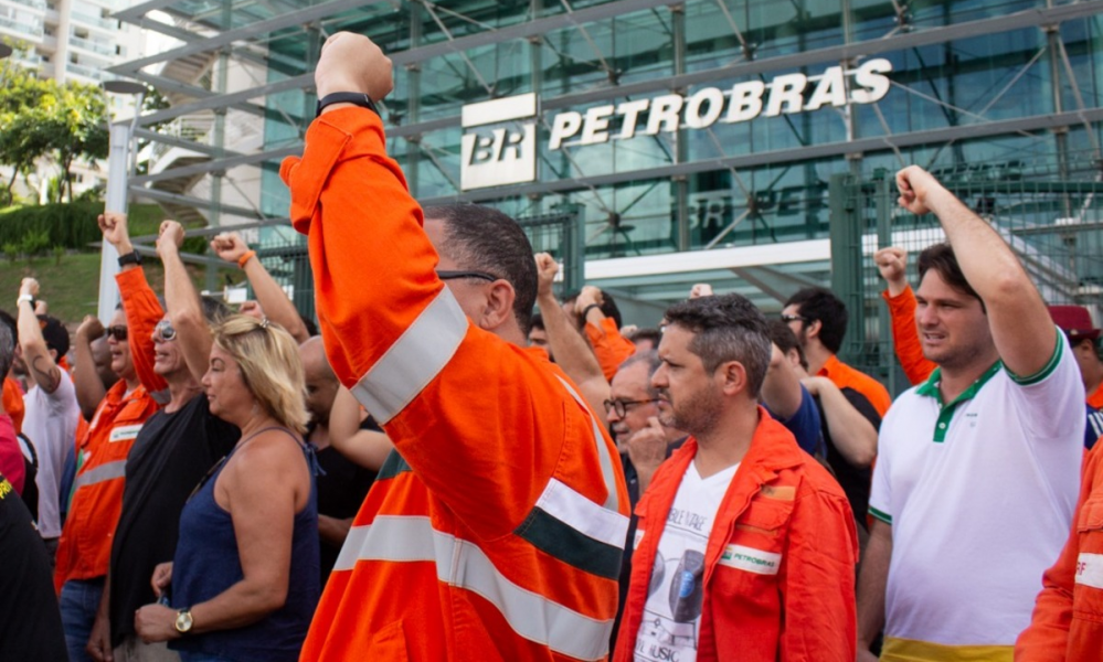 petrobras-e-funcionarios-chegam-a-acordo-para-fim-da-greve-1