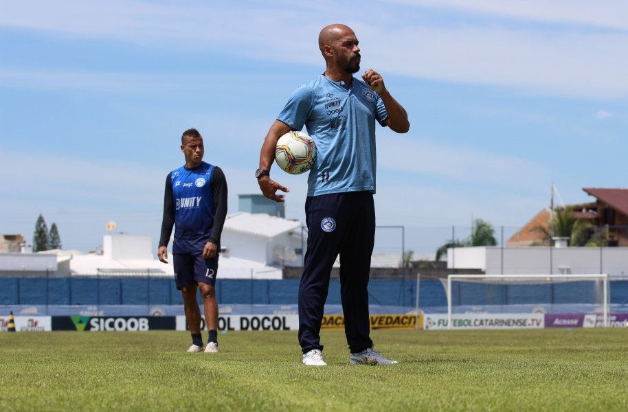 tentando-manter-invencibilidade-tubarao-visita-o-concordia-1